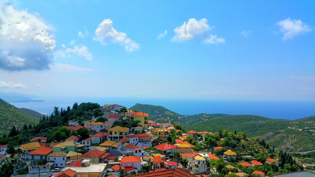 Hotel The Z Point Parga Esterno foto